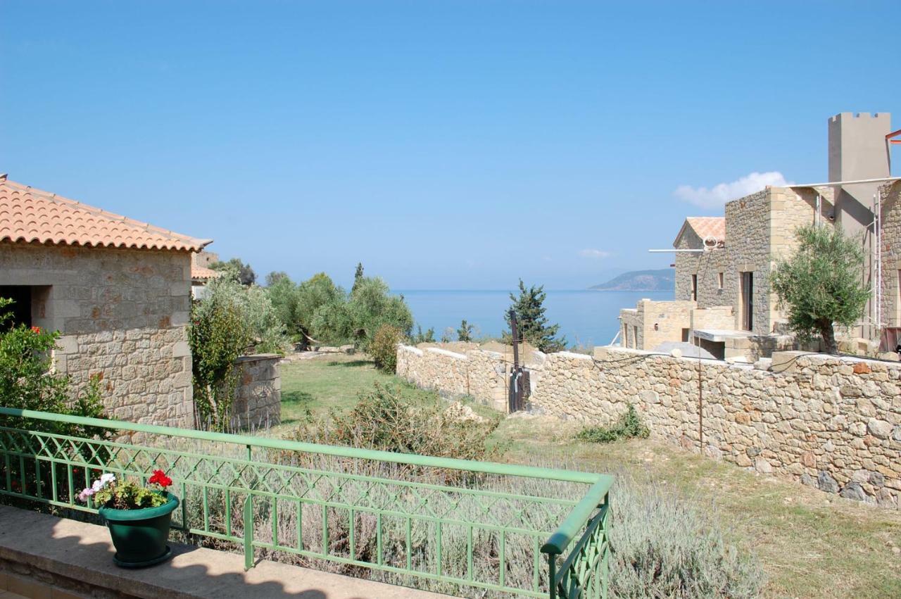 Amoni Holiday Homes